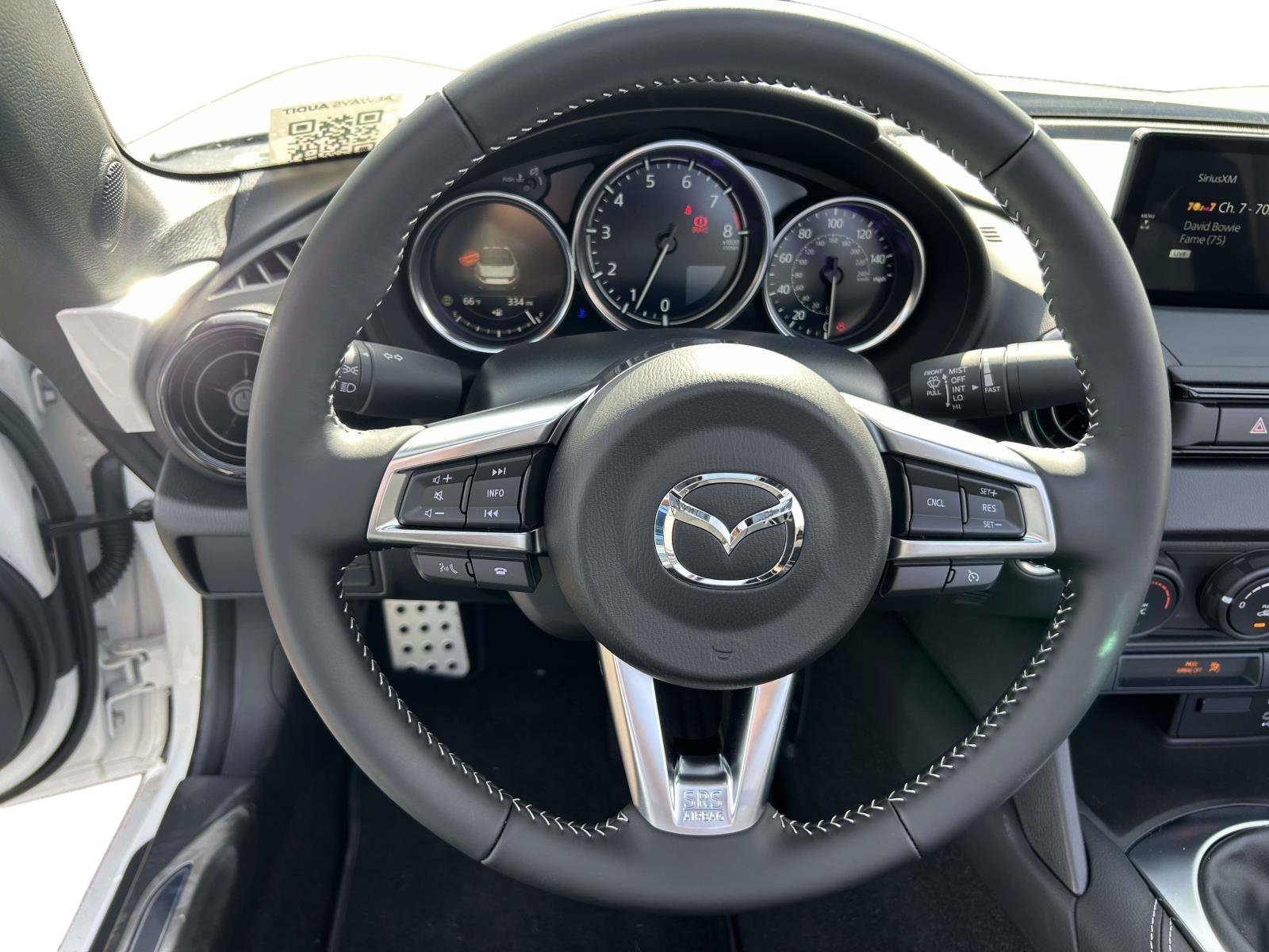 Used 2026 MAZDA MX-5 Miata Club w/ Interior Package RWD image 10