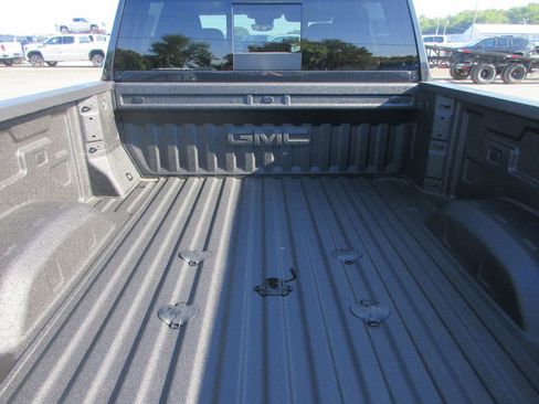 New 2026 GMC Sierra 3500 Denali w/ Denali Reserve Package AWD/4WD image 6