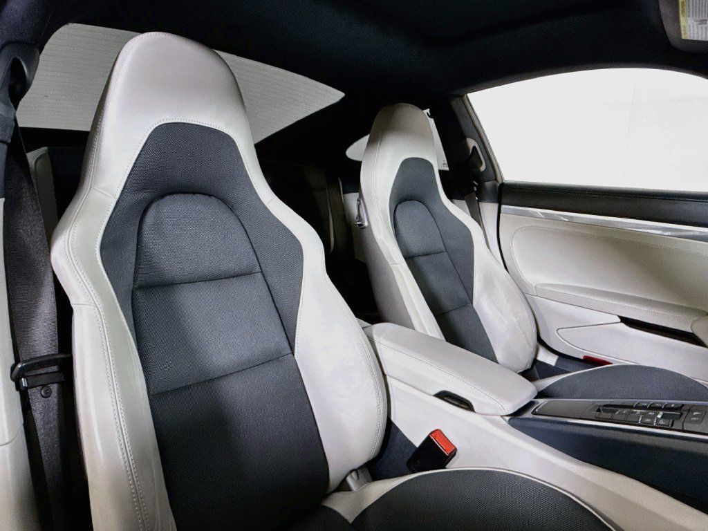 Certified 2017 Porsche 911 Carrera RWD image 18