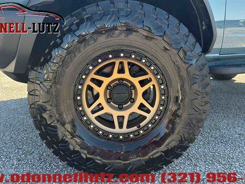 Used 2022 Ford Bronco Badlands w/ Sasquatch Package image 2