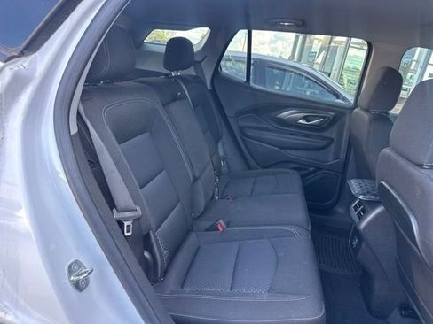 Used 2024 GMC Terrain SLE w/ Driver Convenience Package FWD image 13
