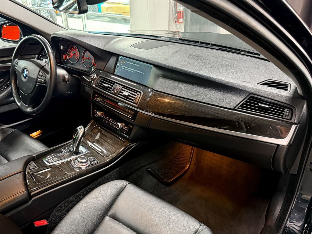 Used 2012 BMW 528i xDrive Sedan AWD/4WD image 36