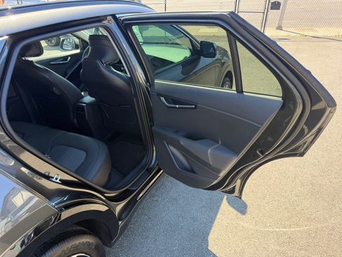 Used 2024 Kia Niro Wind FWD image 37