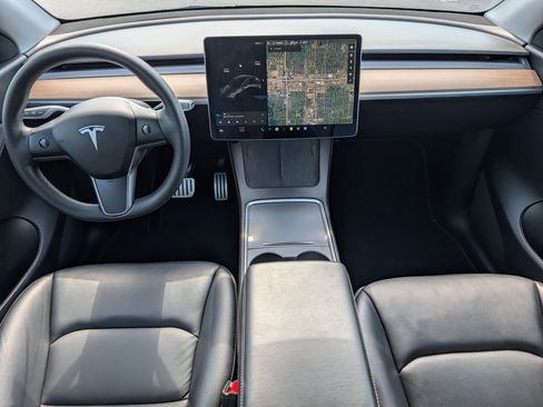Used 2022 Tesla Model Y Performance AWD/4WD image 10