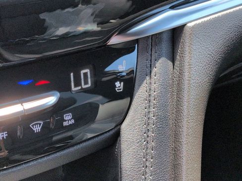 Used 2024 Cadillac XT6 Sport AWD/4WD image 23