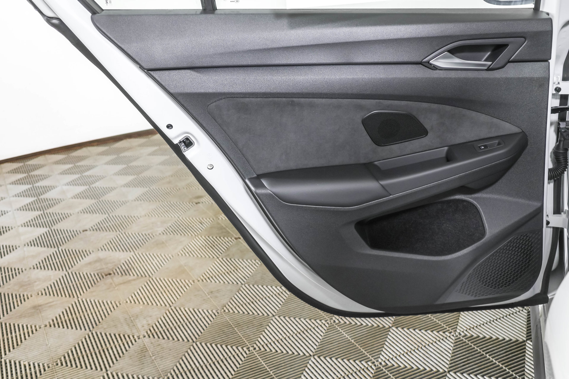 New 2026 Volkswagen GTI SE FWD image 26