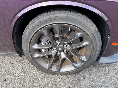 Used 2021 Dodge Challenger R/T Scat Pack w/ Dynamics Package image 14