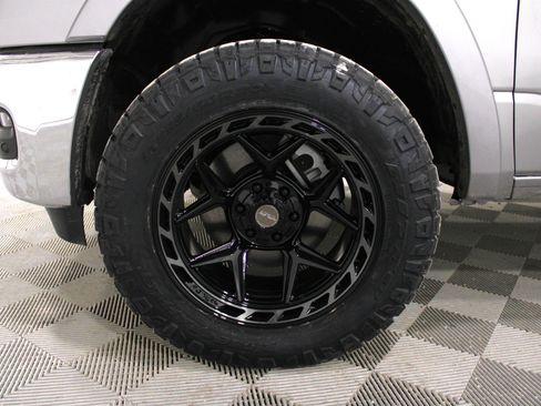 New 2026 RAM 1500 Laramie AWD/4WD image 32