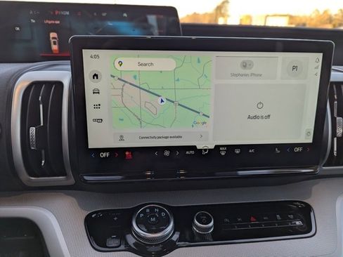 Used 2025 Ford Expedition Active image 12