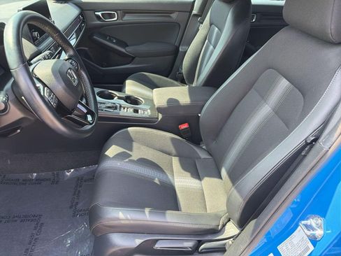Used 2025 Honda Civic Sport image 5