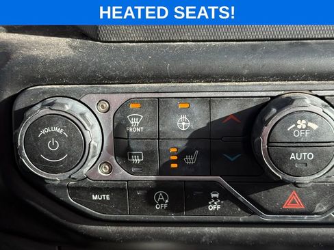 Used 2021 Jeep Wrangler Unlimited Rubicon w/ Cold Weather Group image 21