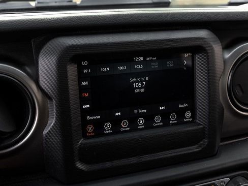 Used 2021 Jeep Wrangler Unlimited Sport image 40