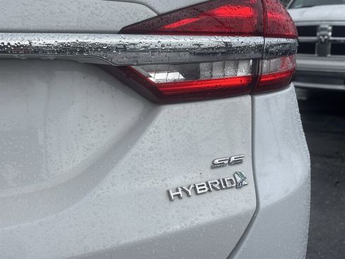 Used 2018 Ford Fusion SE w/ Equipment Group 602A image 6