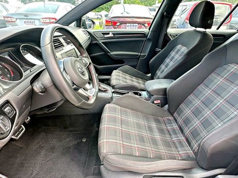 Used 2016 Volkswagen GTI S FWD image 22