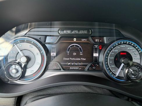 Certified 2022 RAM 2500 Limited image 23