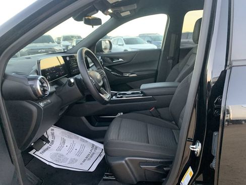 Certified 2026 Chevrolet Equinox LT FWD image 17