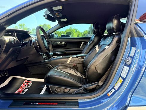 Used 2021 Ford Mustang Shelby GT500 w/ Technology Package image 19