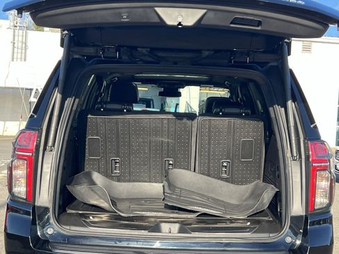 Used 2023 Chevrolet Tahoe Premier w/ LPO, Illumination Package image 27