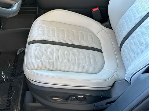 Used 2023 Rivian R1S Adventure image 18