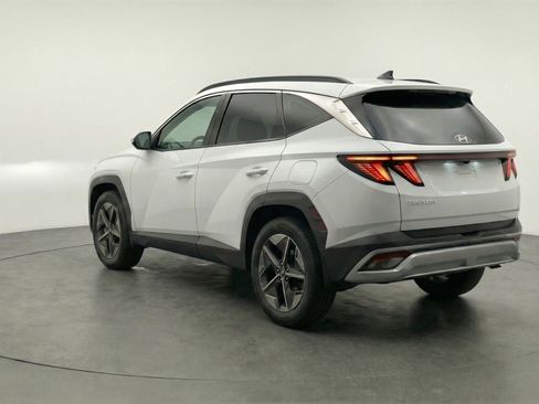 Used 2025 Hyundai Tucson SEL FWD image 6