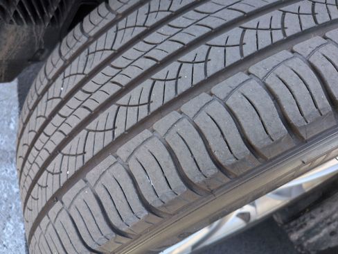 Used 2019 BMW X6 sDrive35i image 12