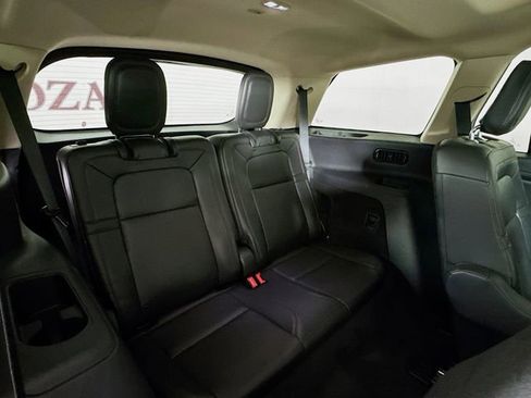 Used 2023 Lincoln Aviator Reserve w/ Equipment Group 201A image 33