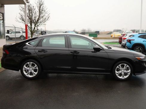 Used 2025 Honda Accord LX image 4