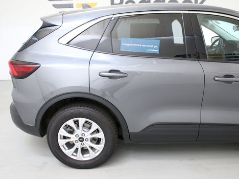 Used 2023 Ford Escape Active AWD/4WD image 35