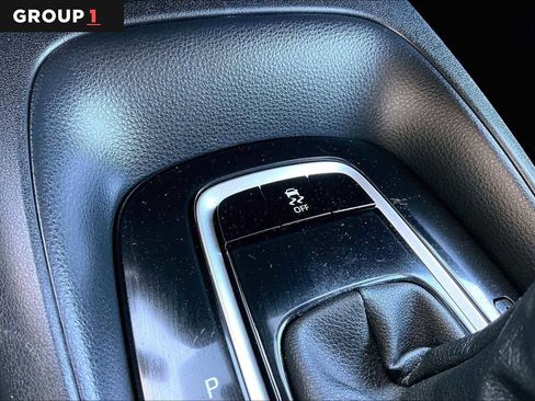 Certified 2022 Toyota Corolla LE FWD image 34