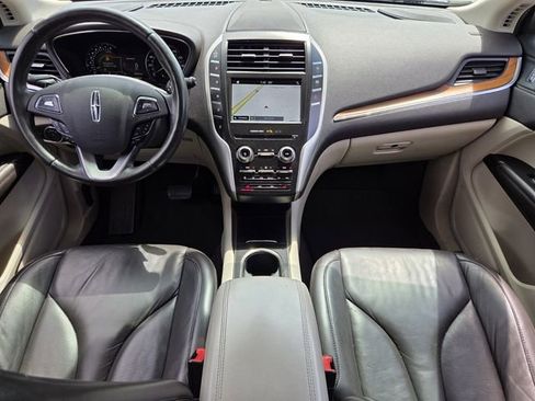 Used 2019 Lincoln MKC Select w/ Select Plus Package FWD image 13