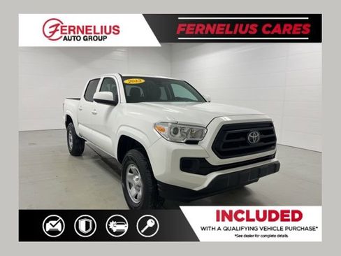 Used 2023 Toyota Tacoma SR image 1