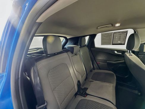 Used 2020 Ford Escape SE image 25