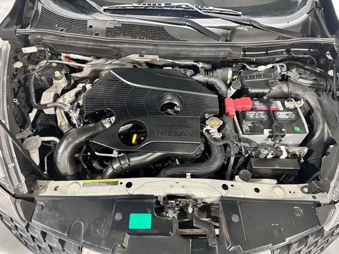 Used 2015 Nissan Juke SV image 34