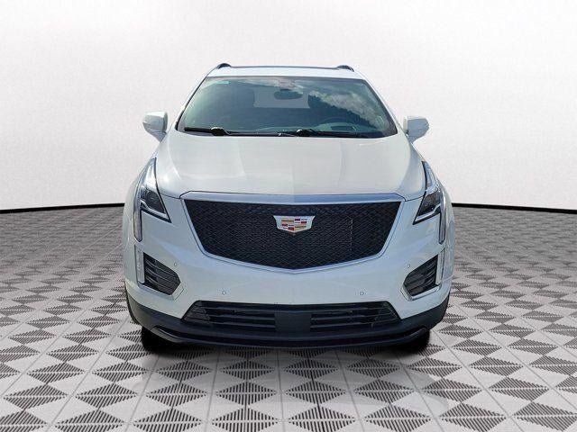 Certified 2023 Cadillac XT5 Sportv w/ Technology Package AWD/4WD image 2