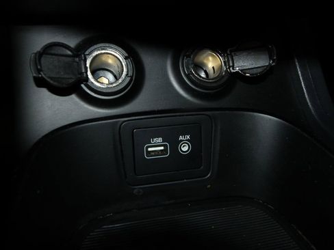 Used 2017 Hyundai Santa Fe Sport image 16