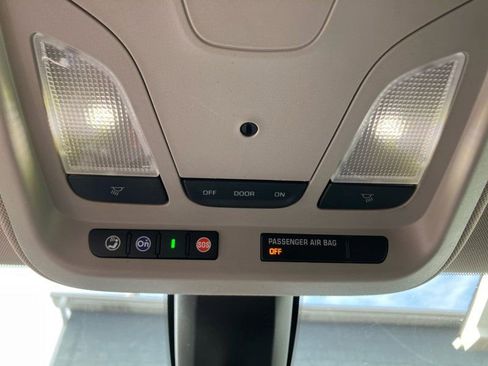 Used 2019 Chevrolet Impala LT image 27