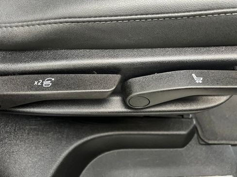 Used 2025 Chevrolet Tahoe Z71 image 18