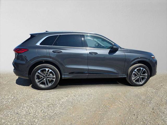 New 2026 Audi Q5 Premium Plus AWD/4WD image 2