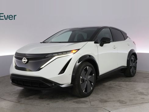Used 2023 Nissan Ariya AWD/4WD image 2