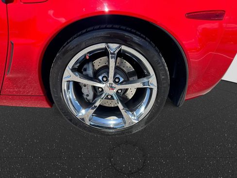 Used 2010 Chevrolet Corvette Grand Sport w/ Preferred Equipment Group RWD image 20