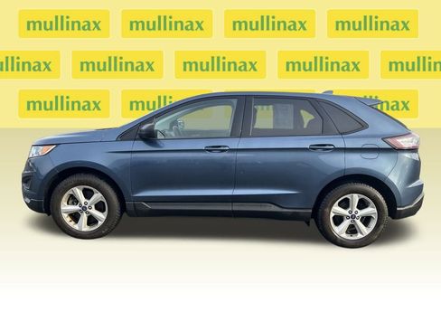 Used 2018 Ford Edge SE image 11