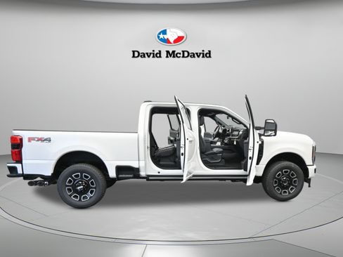 Used 2026 Ford F250 Platinum AWD/4WD image 26