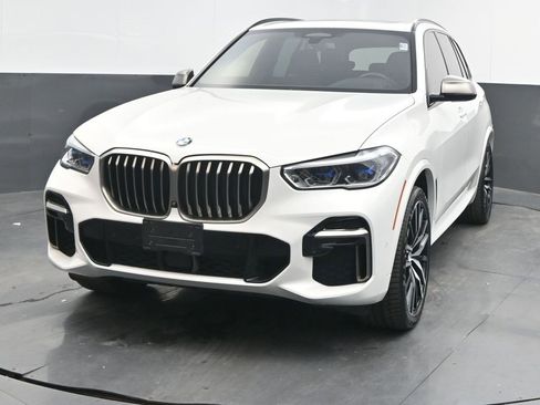 Certified 2023 BMW X5 M50i w/ Executive Package image 3