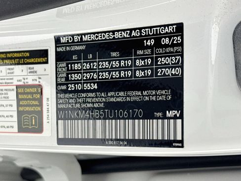 Used 2026 Mercedes-Benz GLC 300 4MATIC image 33