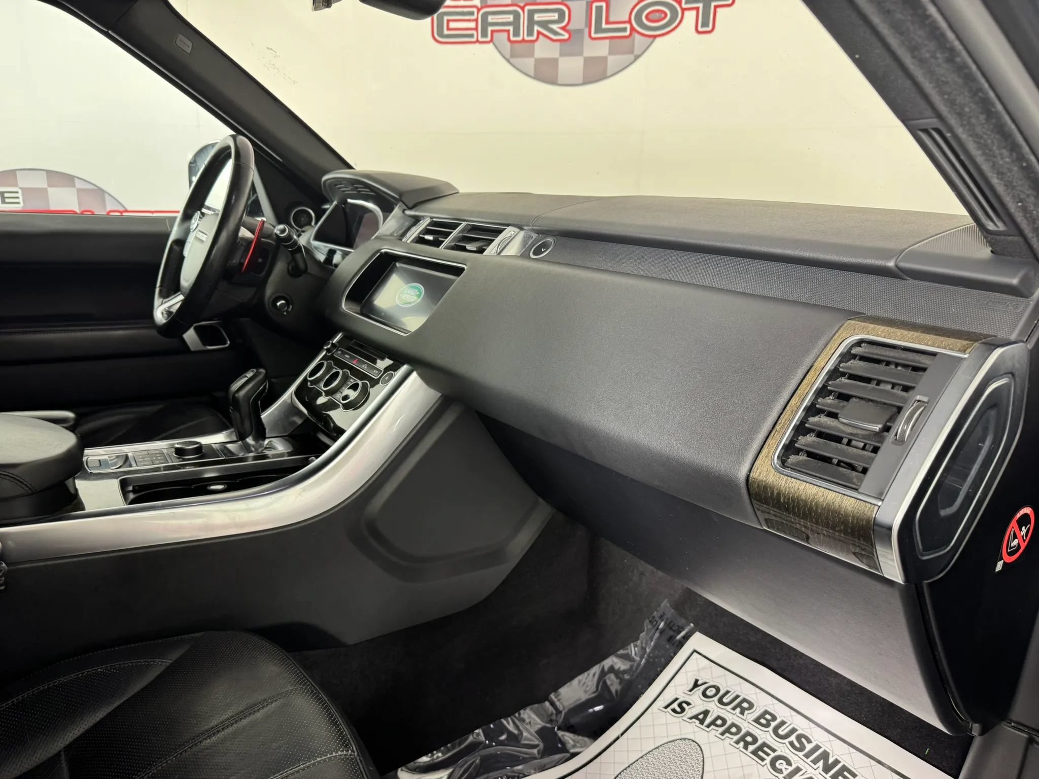 Used 2017 Land Rover Range Rover Sport Supercharged AWD/4WD image 12