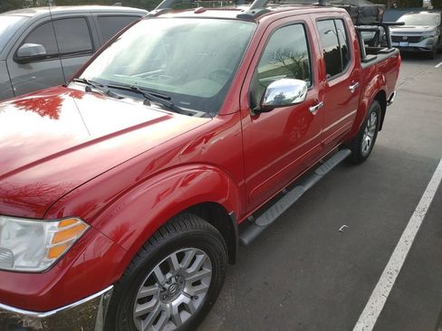 Used 2010 Nissan Frontier LE w/ LE Value Truck Pkg image 1