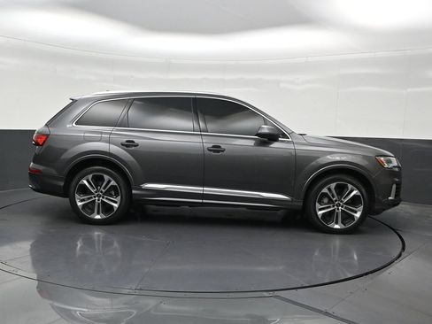 Used 2023 Audi Q7 3.0T Premium Plus w/ Premium Plus Package AWD/4WD image 7