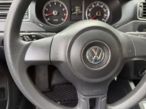 Used 2014 Volkswagen Jetta SE image 29