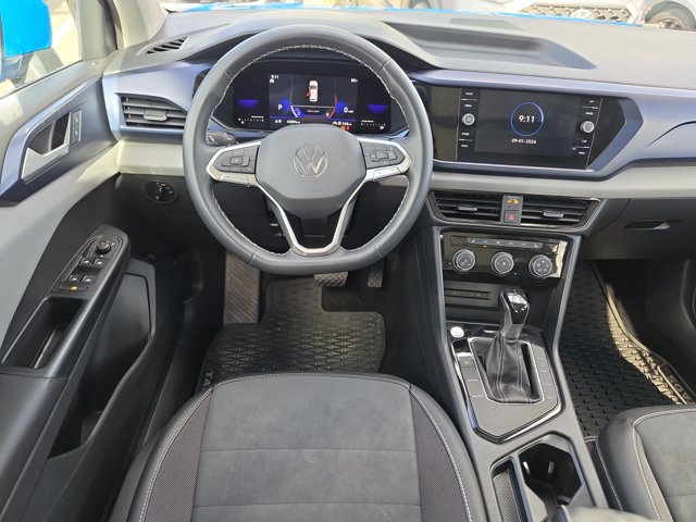 Used 2023 Volkswagen Taos SE FWD image 9