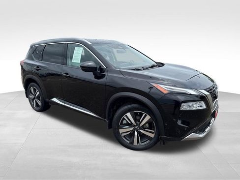 Certified 2022 Nissan Rogue Platinum w/ Head-Up Display Package FWD image 1